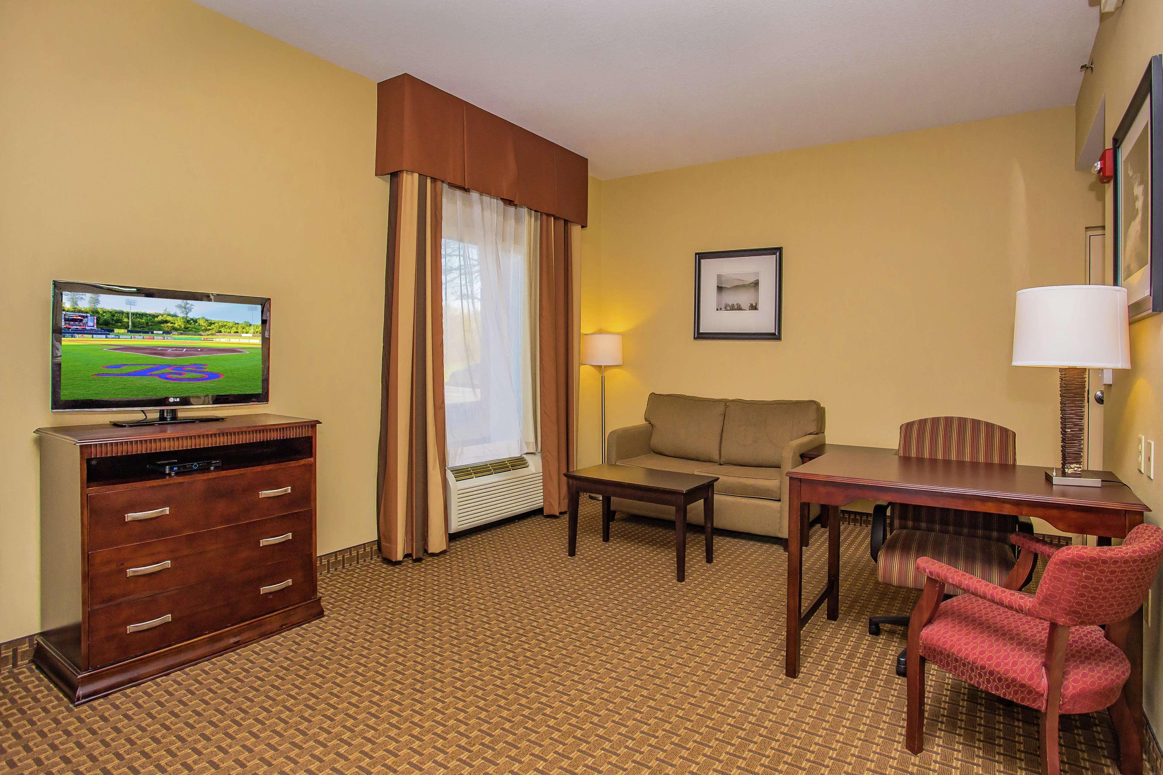 Hampton Inn & Suites Sevierville At Stadium Drive Kodak Exterior photo